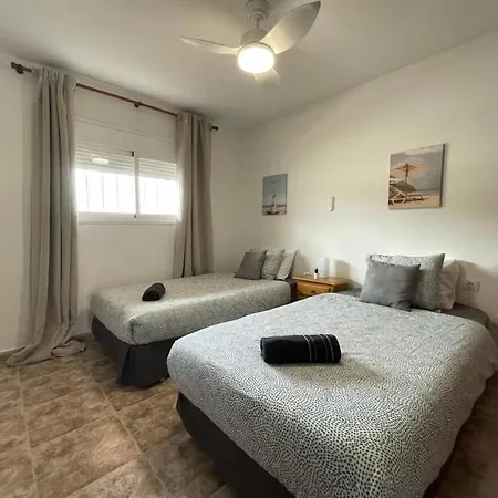 In Arona, Guaza Lägenhet